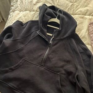 lululemon scuba black in great used condition size xl/xxl